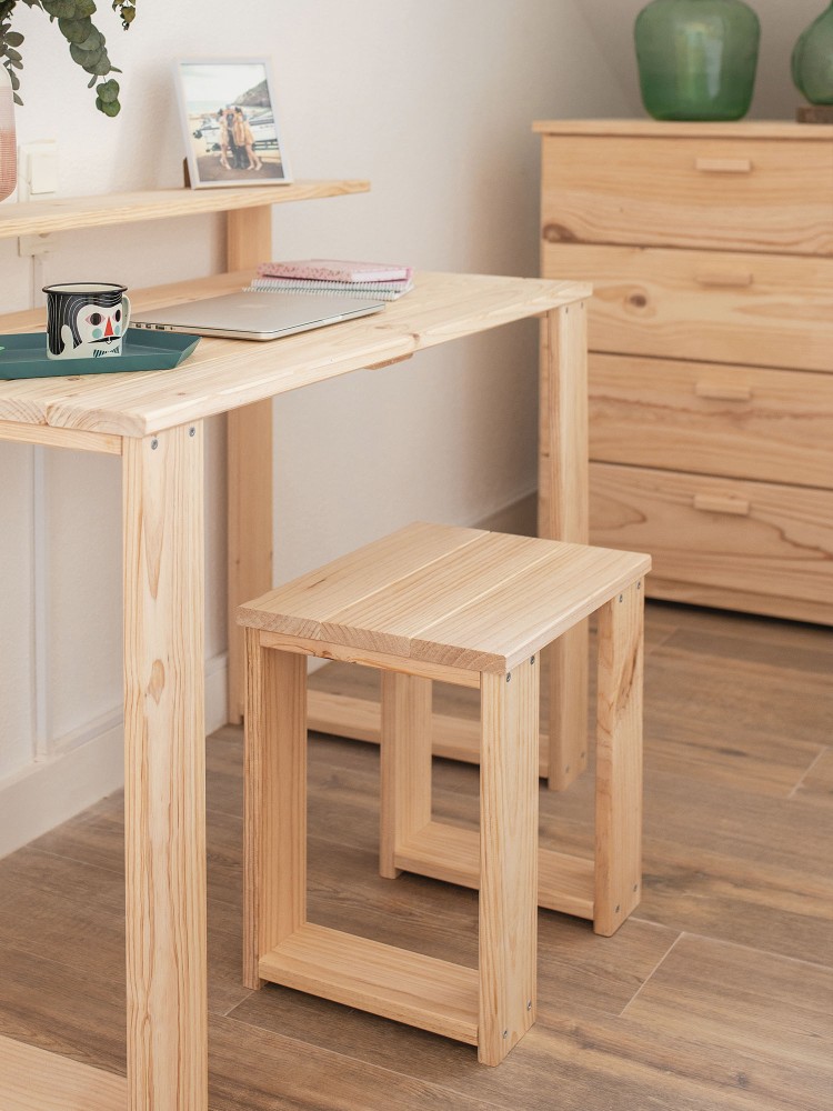 Taburete de madera LAUKI 45X45 cm | LUFE 2
