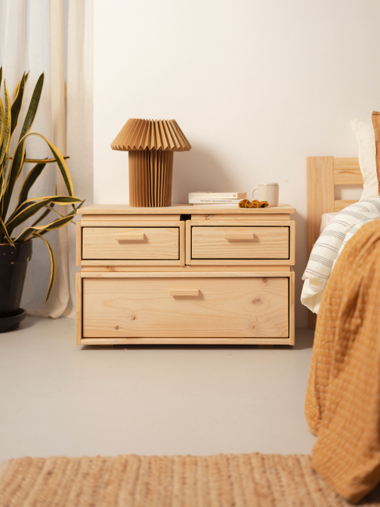 Mesita de noche de madera con 3 cajones 78x49 LIBE | LUFE 2