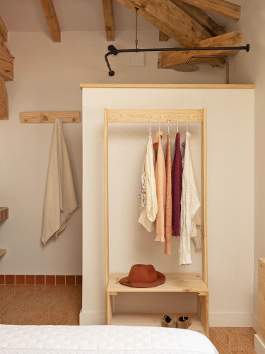 Burro para ropa BEKA 180 x 70 cms de madera | LUFE