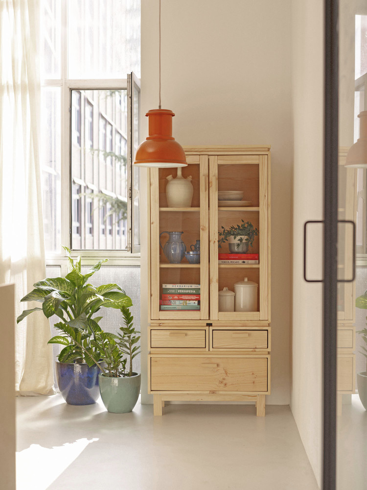 Vitrina expositora de cristal y madera con 3 cajones 78x173 AIKA | LUFE 2