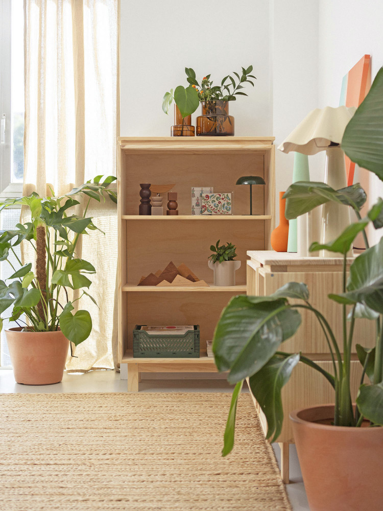 Estantería librería baja de madera natural con patas | LUFE 2