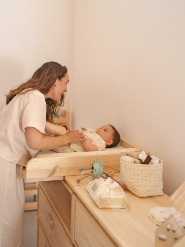 Cambiador de bebé para cómoda LIBE y AIKA de madera | LUFE