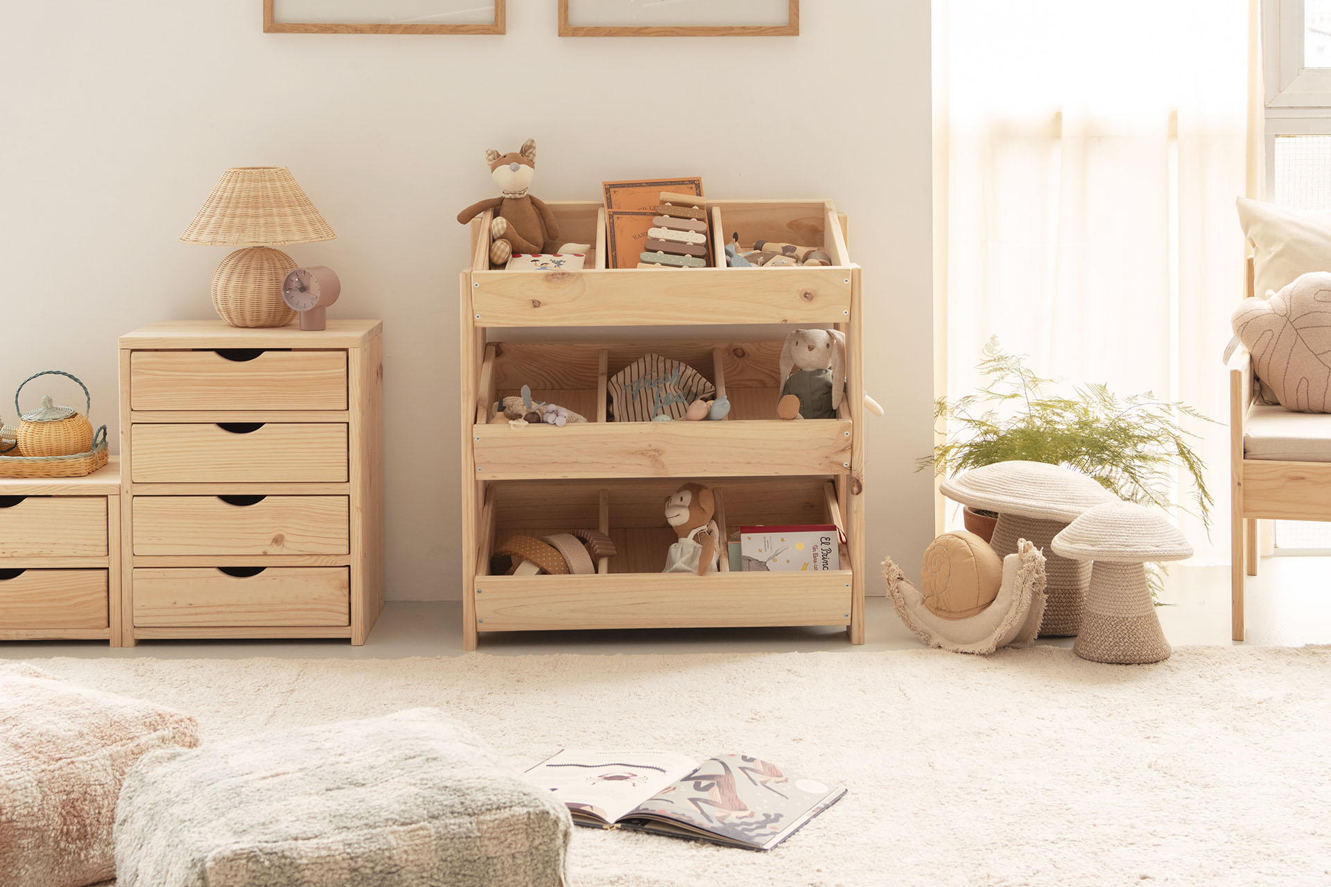 Imagen de ambiente 1 para:Mueble organizador Montessori de madera de pino