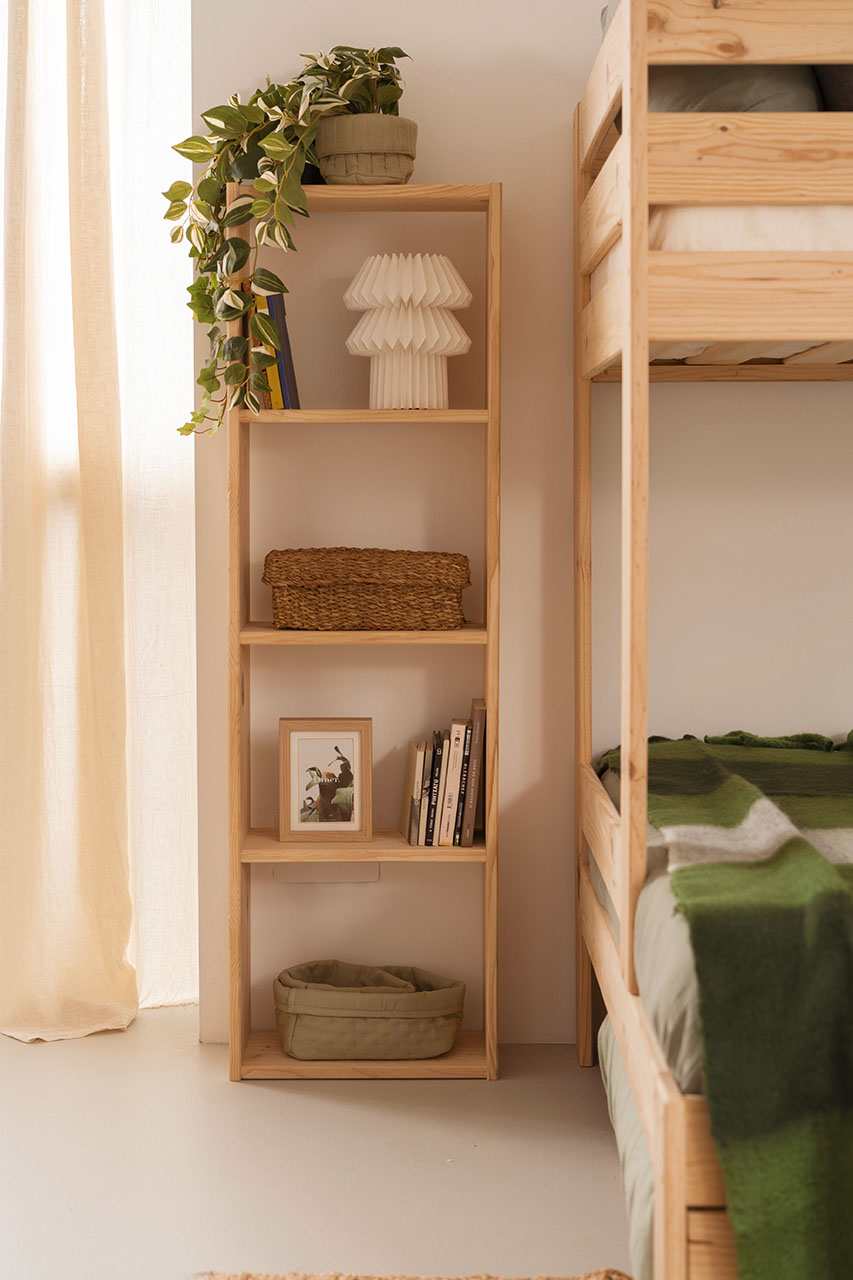 Imagen de ambiente 1 para:Estanter&iacute;a columna de madera