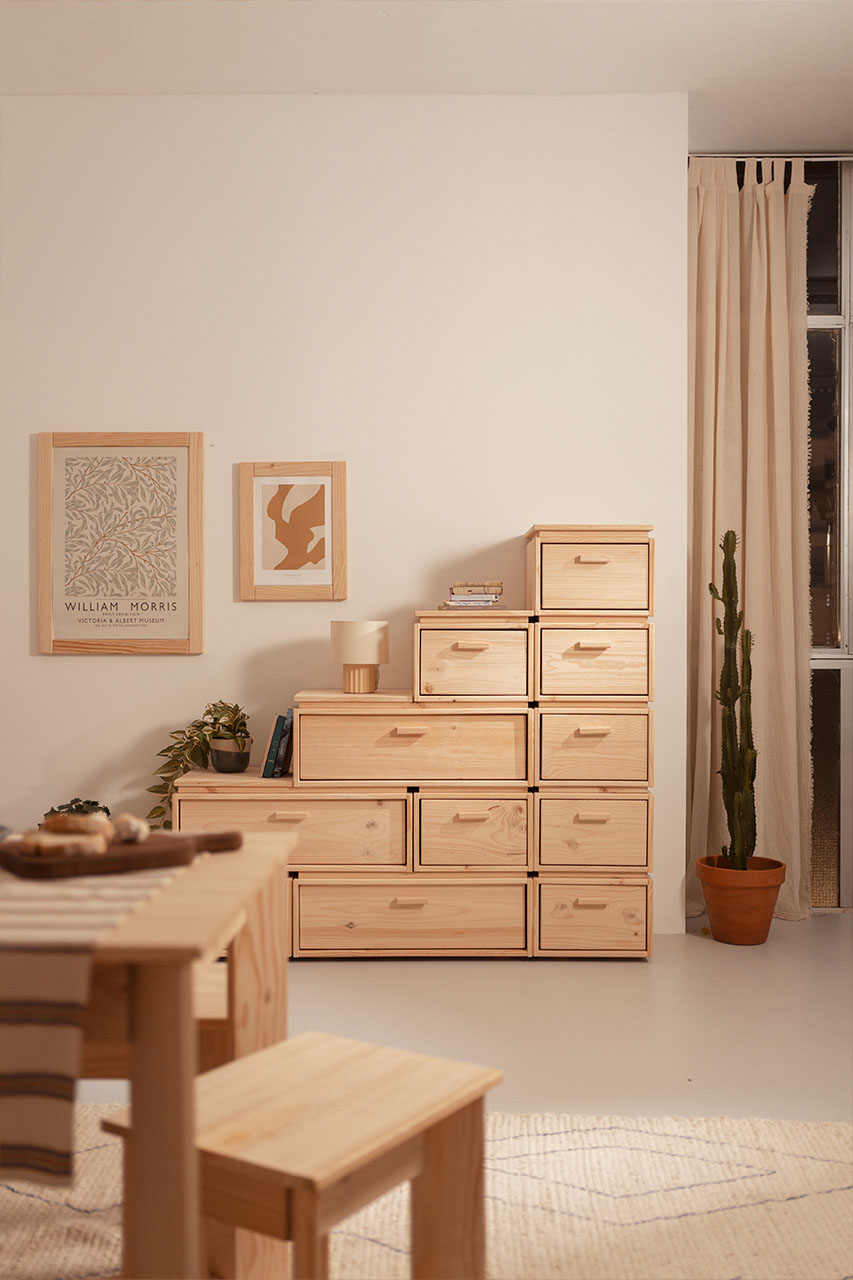 Imagen de ambiente 1 para:Cajonera columna de madera
