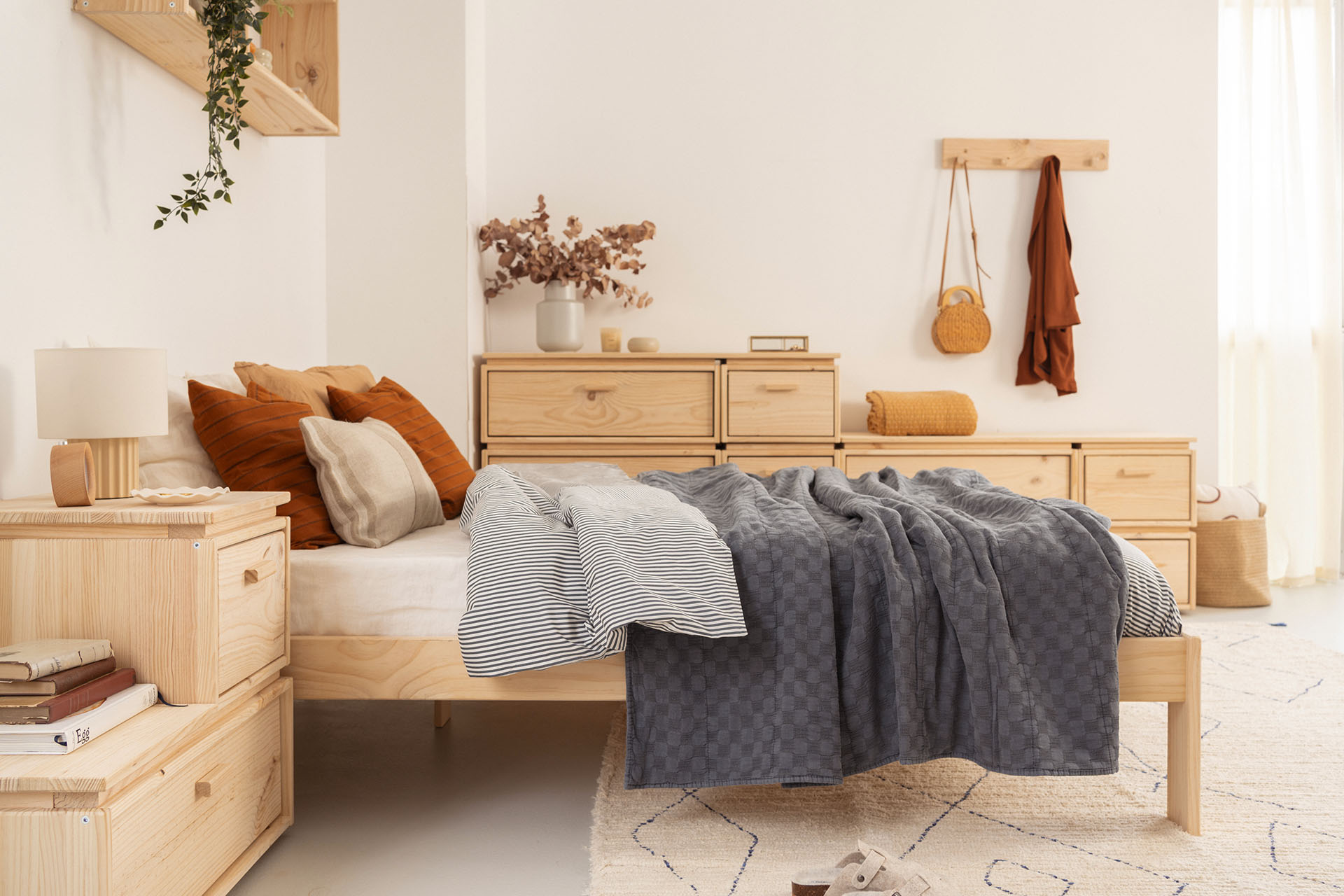 Imagen de ambiente 1 para:C&oacute;moda de madera natural ecol&oacute;gica