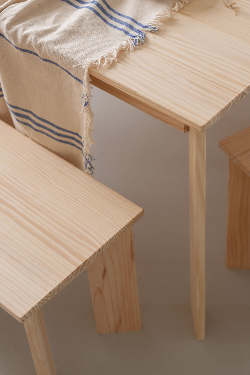 Imagen de ambiente 1 para:banco largo de madera natural