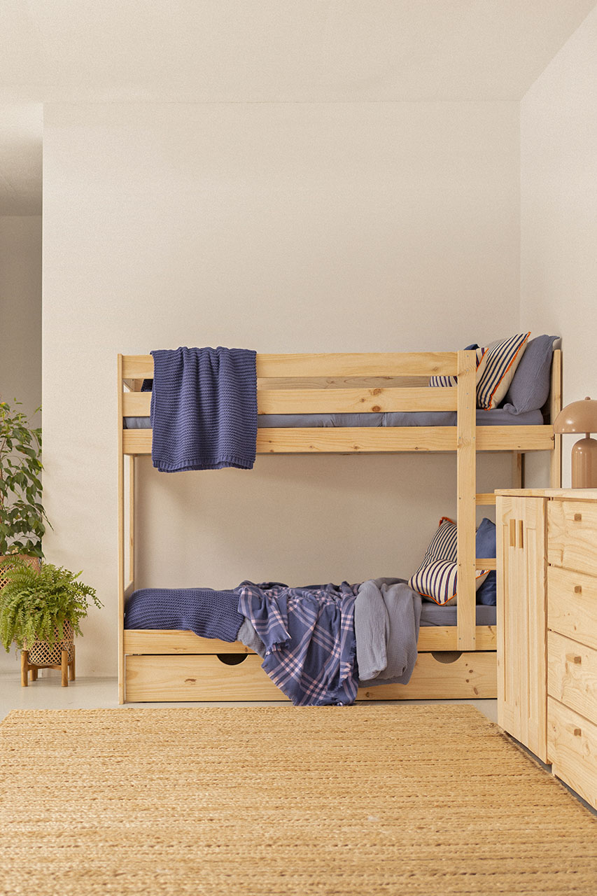 Imagen de ambiente 1 para:Litera de madera con caj&oacute;n