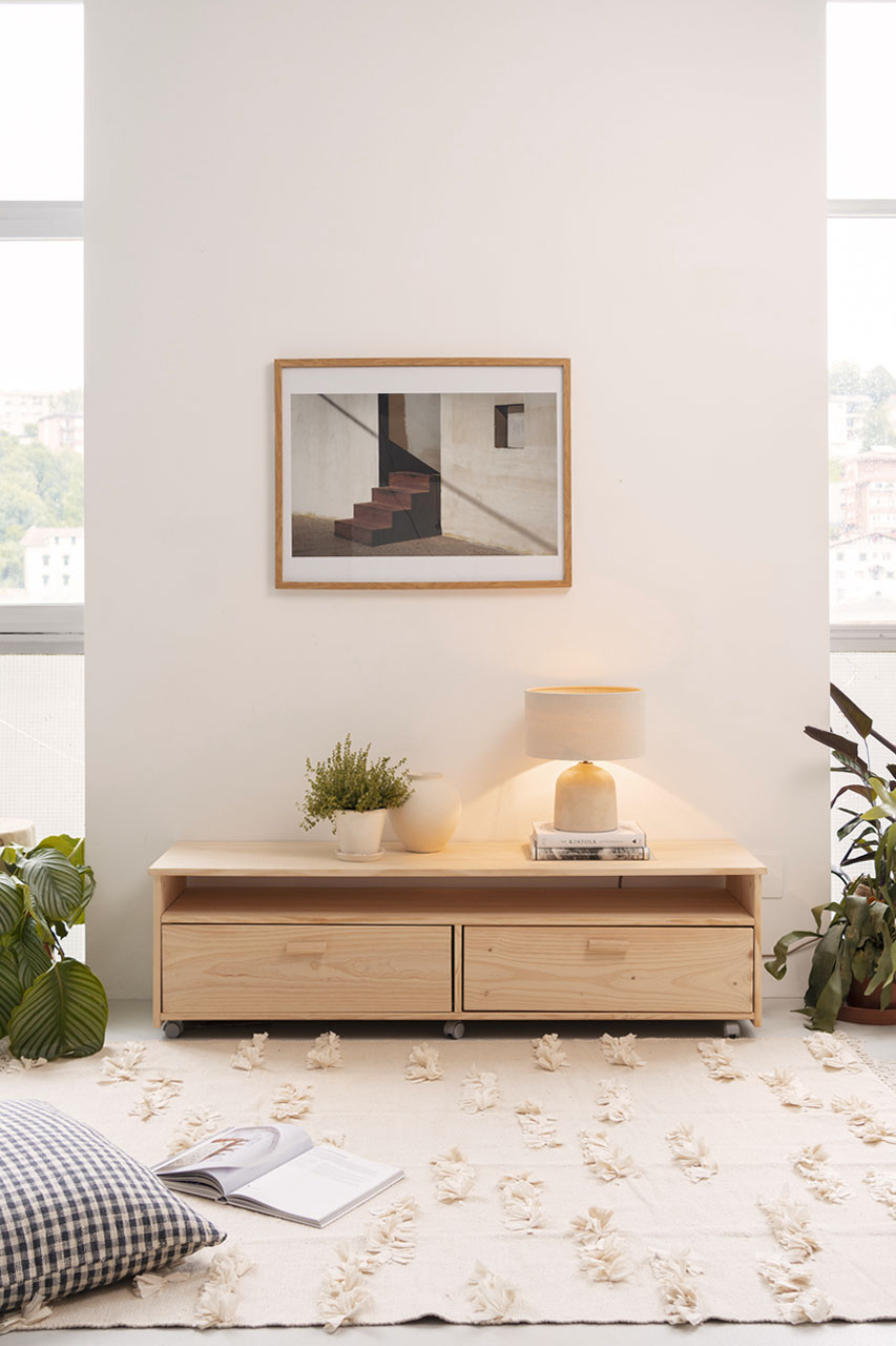 Imagen de ambiente 1 para:Mueble para tv de madera maciza