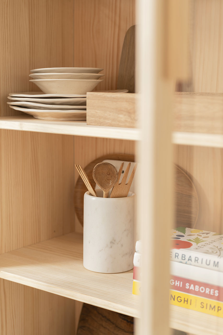 Imagen de ambiente 2 para:Vitrina modular de madera sostenible