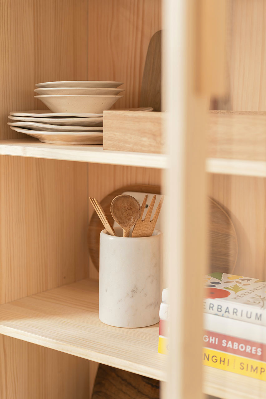 Imagen de ambiente 2 para:Vitrina modular de madera sostenible