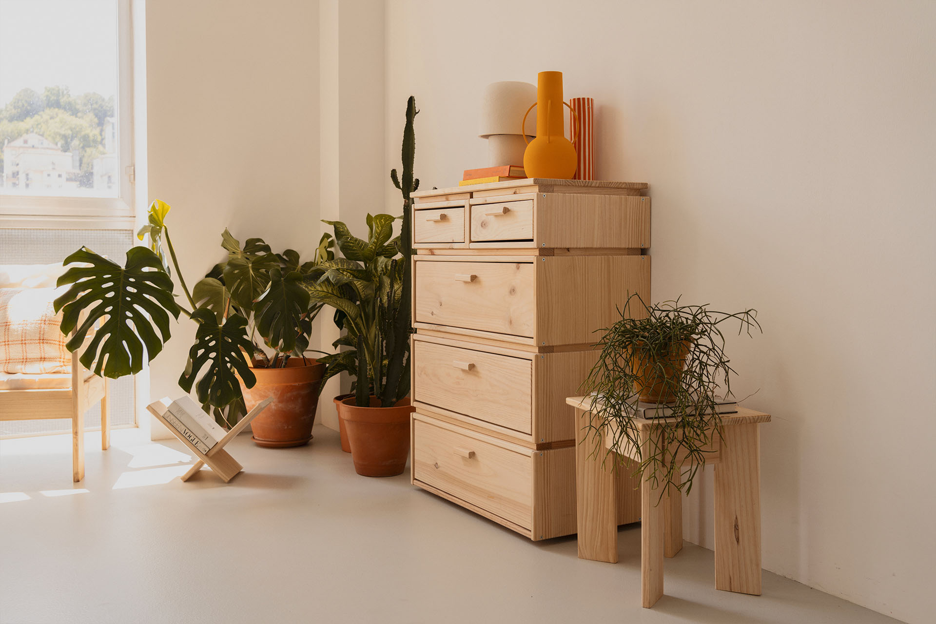 Imagen de ambiente 4 para:C&oacute;moda alta con cajones