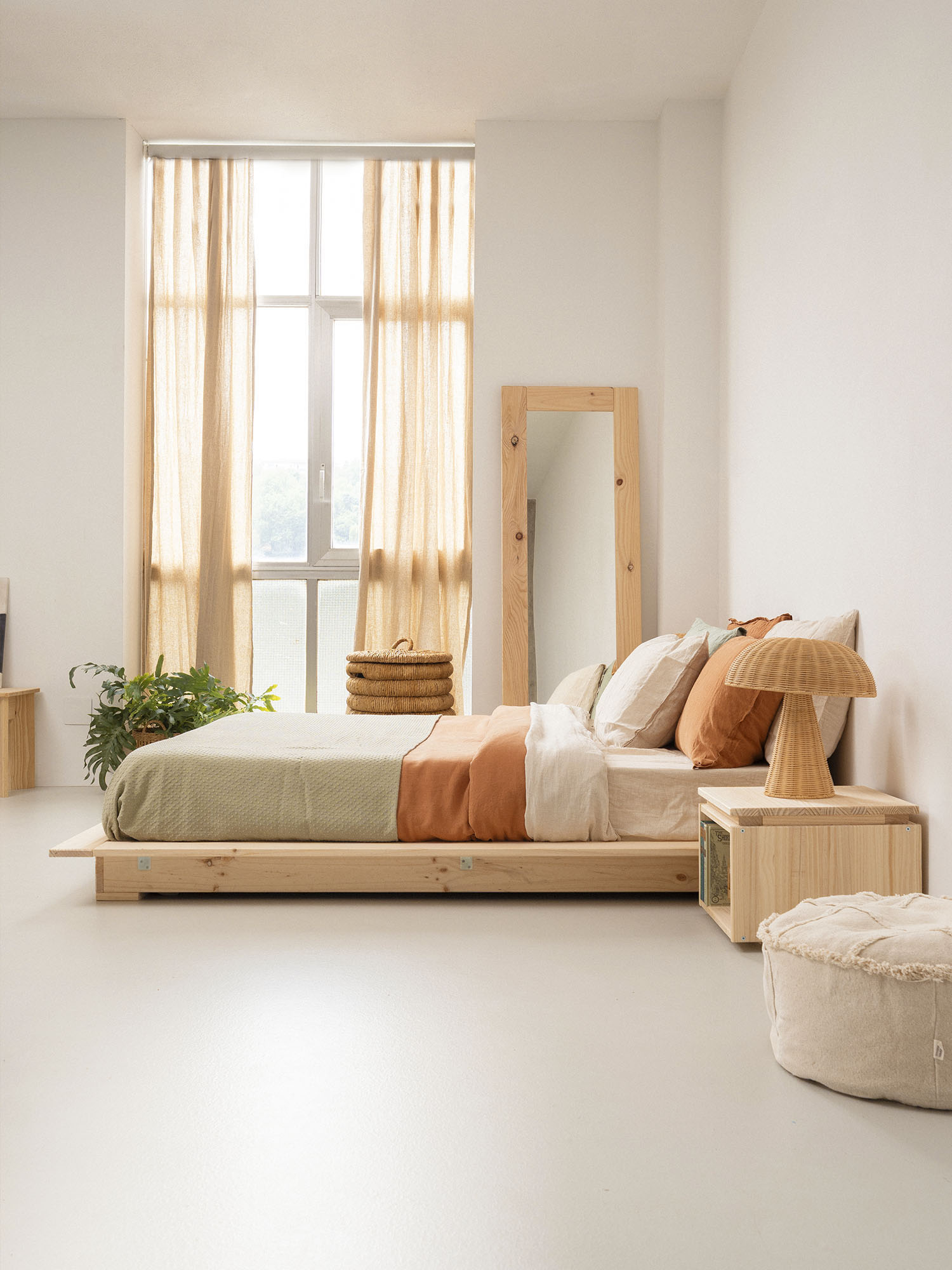 Imagen de ambiente 3 para:Cama baja estilo japon&eacute;s