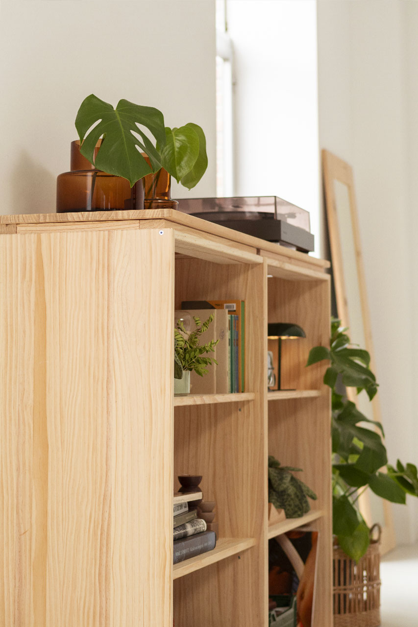 Imagen de ambiente 2 para:Estanter&iacute;a librer&iacute;a baja de madera natural
