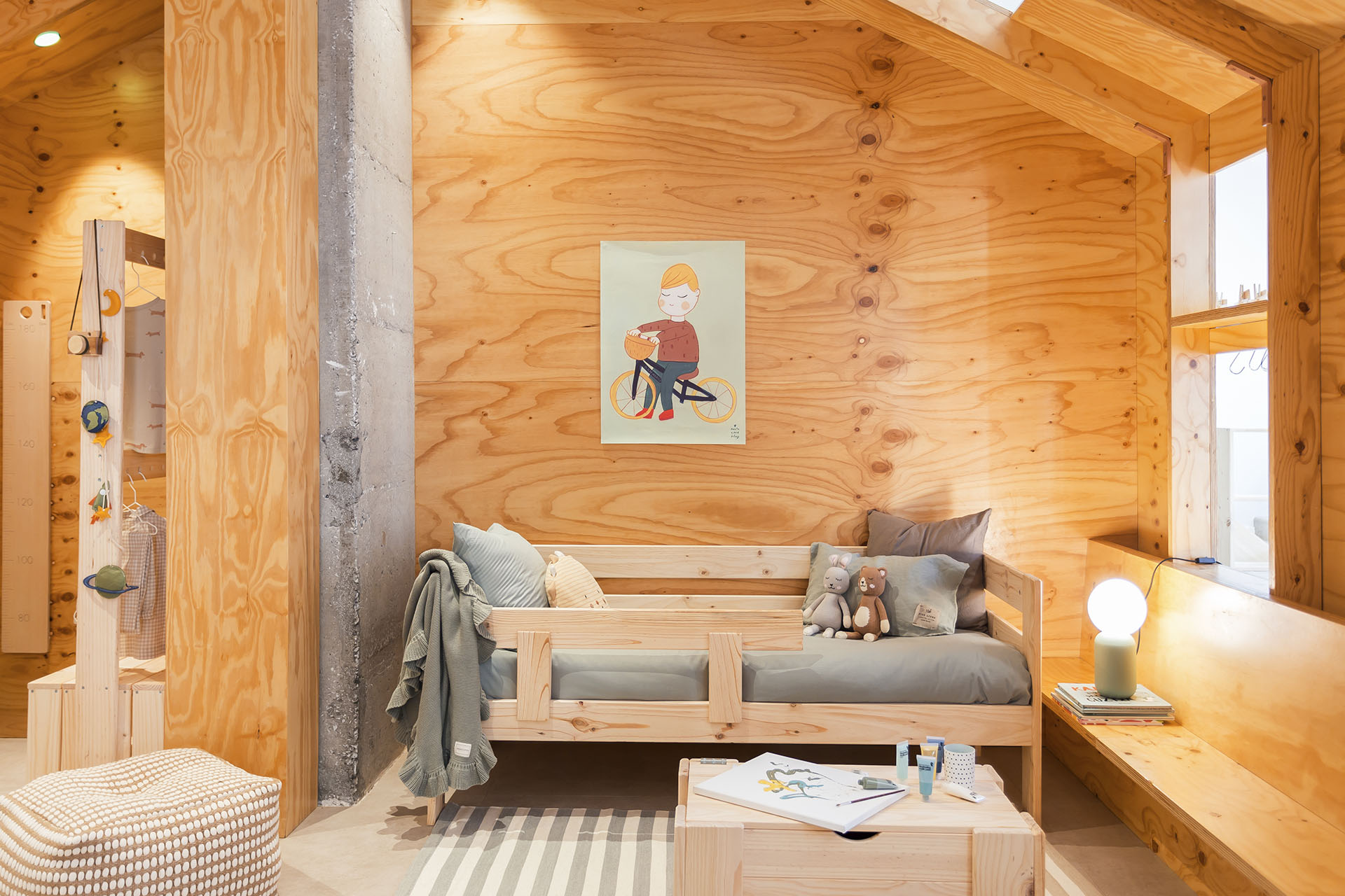 Imagen de ambiente 3 para:Cama sof&aacute; infantil de madera sostenible