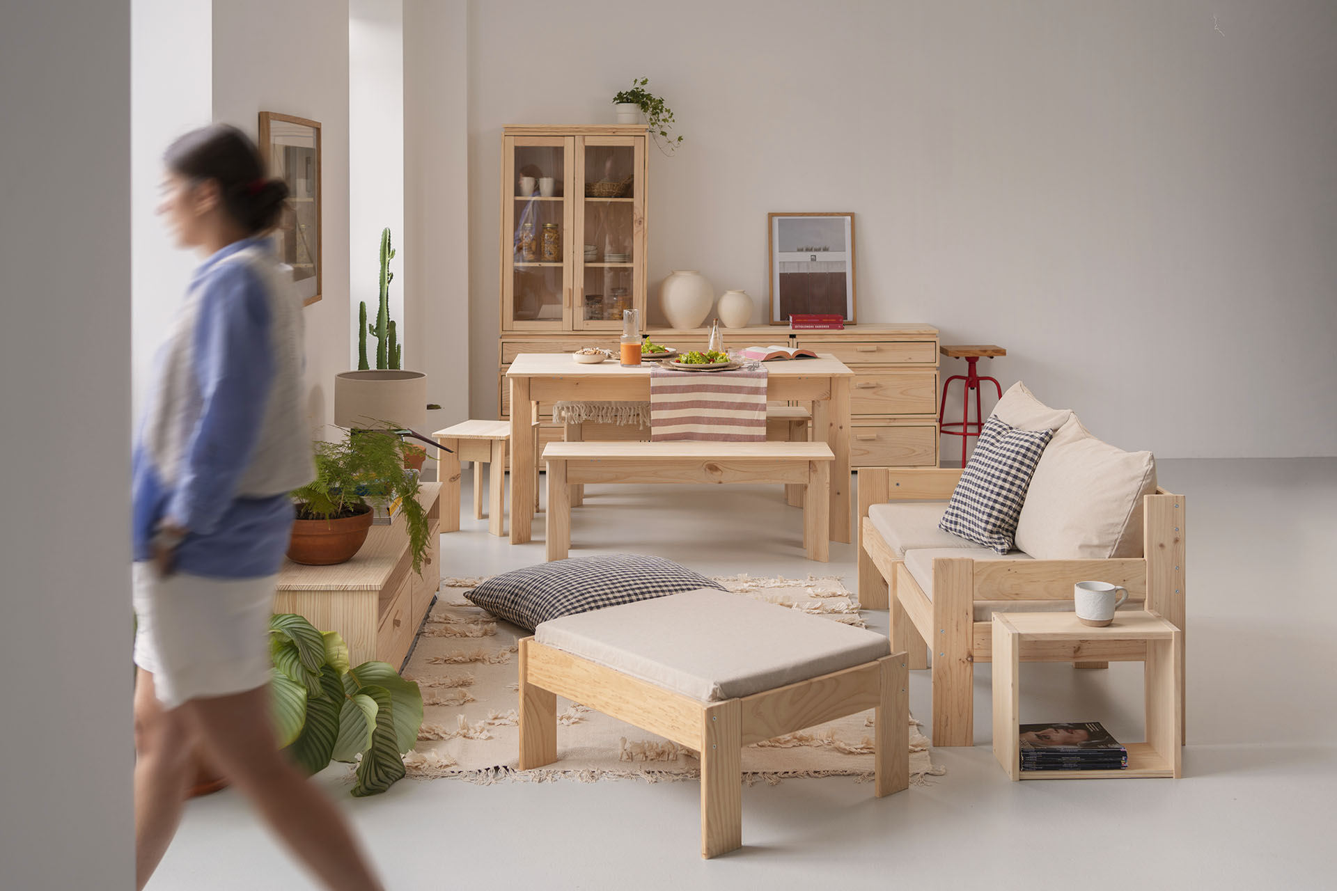 Imagen de ambiente 3 para:Puff modular de madera ecol&oacute;gica