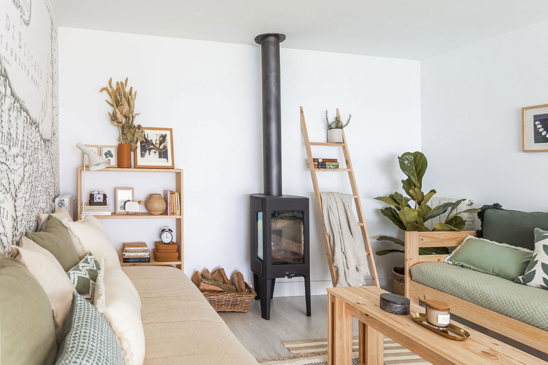 Imagen de ambiente 3 para:Estanter&iacute;a de pared de madera ecol&oacute;gica