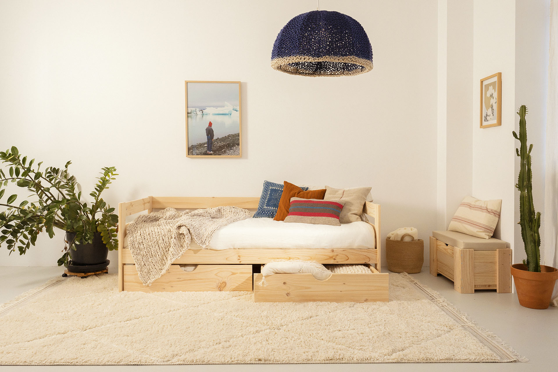 Imagen de ambiente 3 para:Cama div&aacute;n de madera ecol&oacute;gica con almacenaje