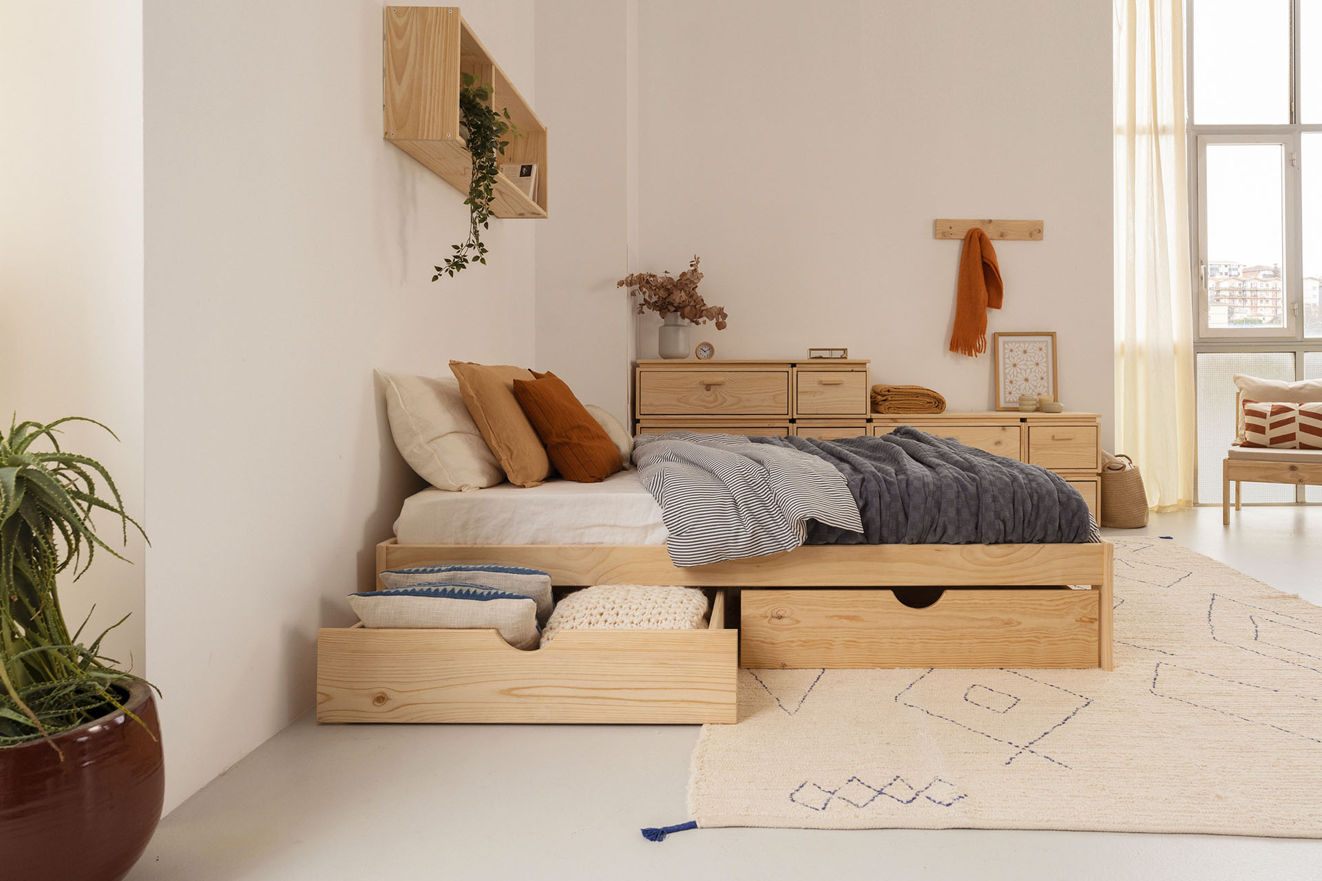Imagen de ambiente 3 para:cama de matrimonio de madera sostenible