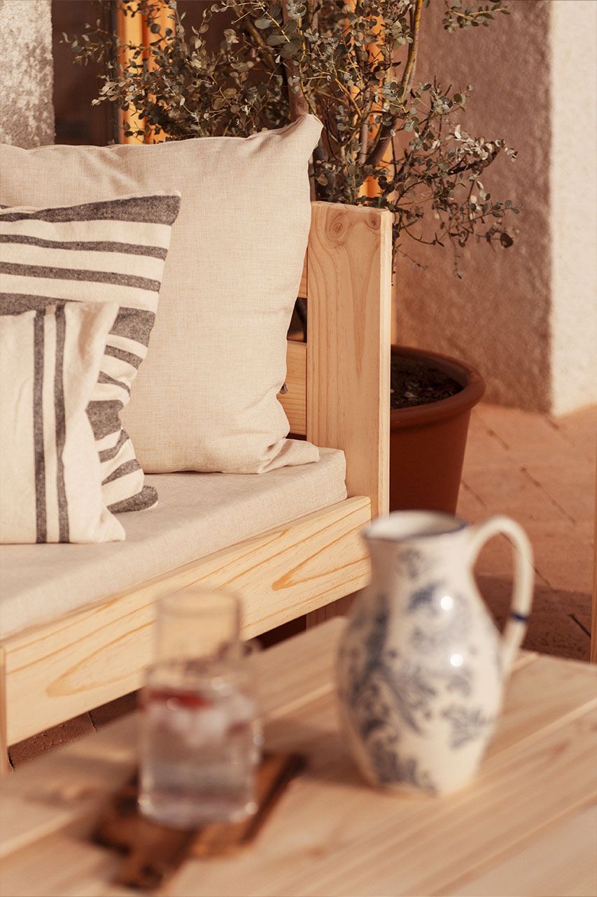Imagen de ambiente 4 para:Sillones modulares de madera maciza
