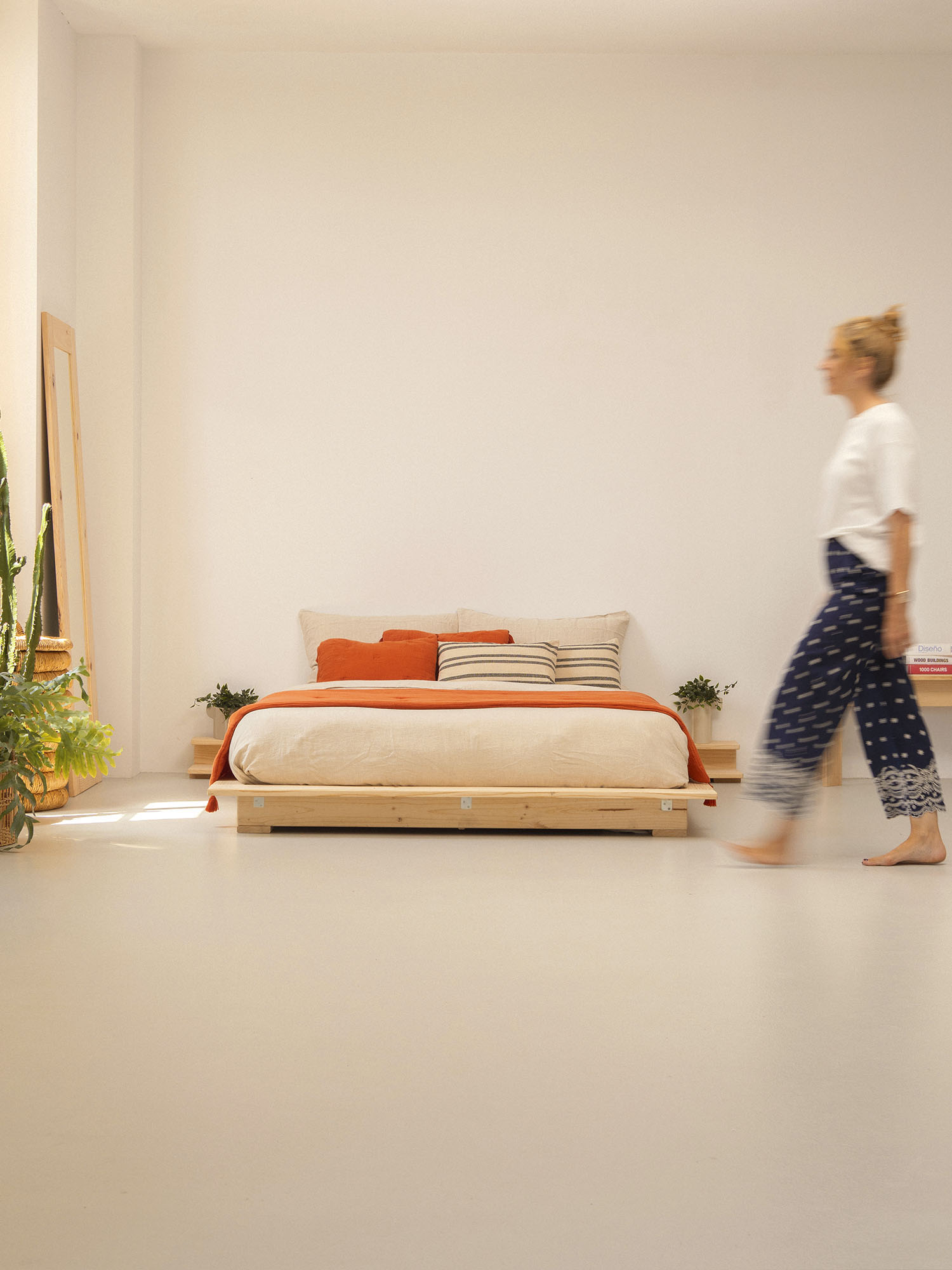Imagen de ambiente 5 para:cama tatami japon&eacute;s de madera