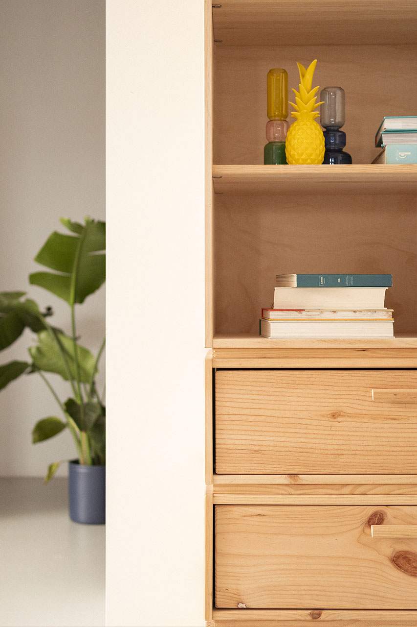 Imagen de ambiente 4 para:Estanter&iacute;a librer&iacute;a alta con cajones