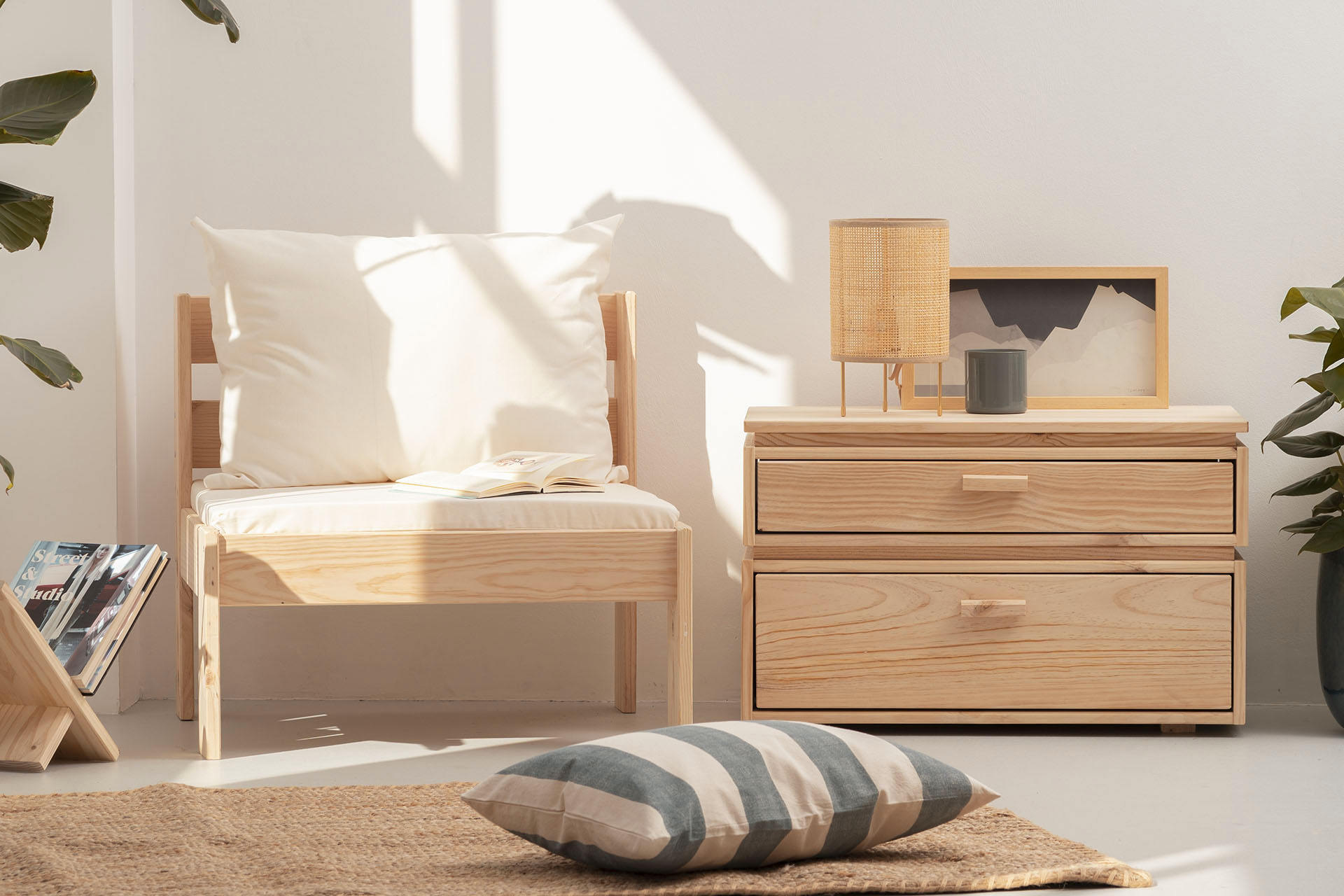 Imagen de ambiente 3 para:Mesita de noche modular de madera sostenible