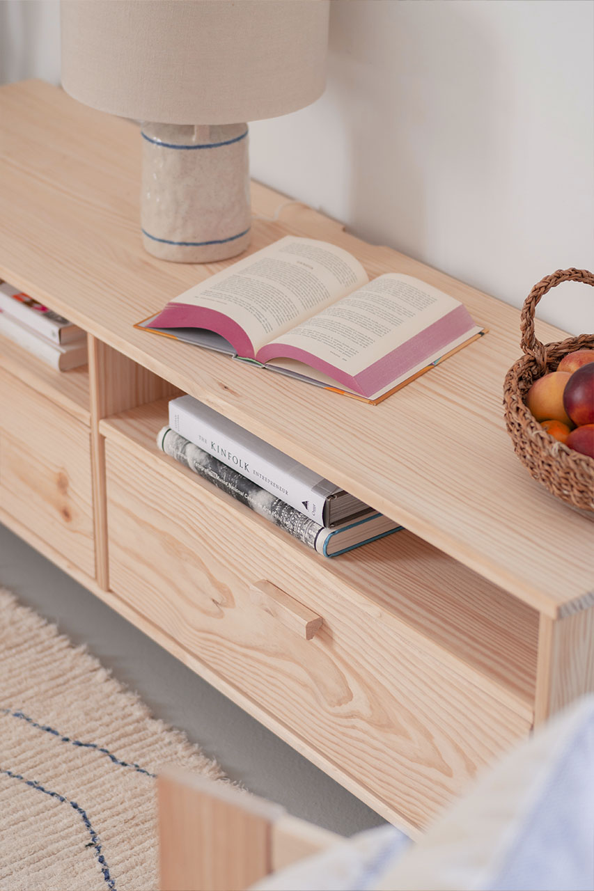 Imagen de ambiente 4 para:Mueble de tv de madera maciza
