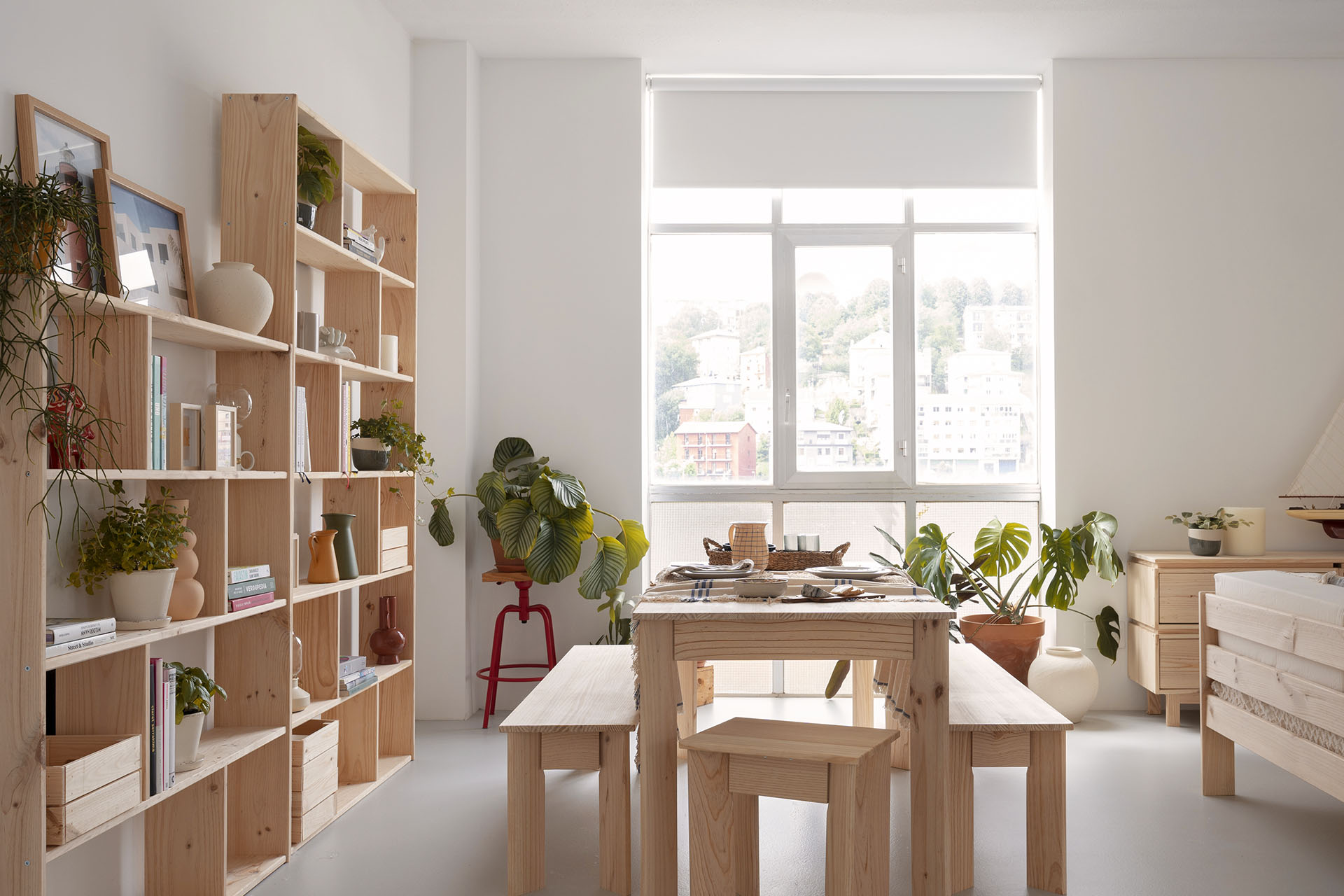 Imagen de ambiente 4 para:Estanter&iacute;a de madera sostenible