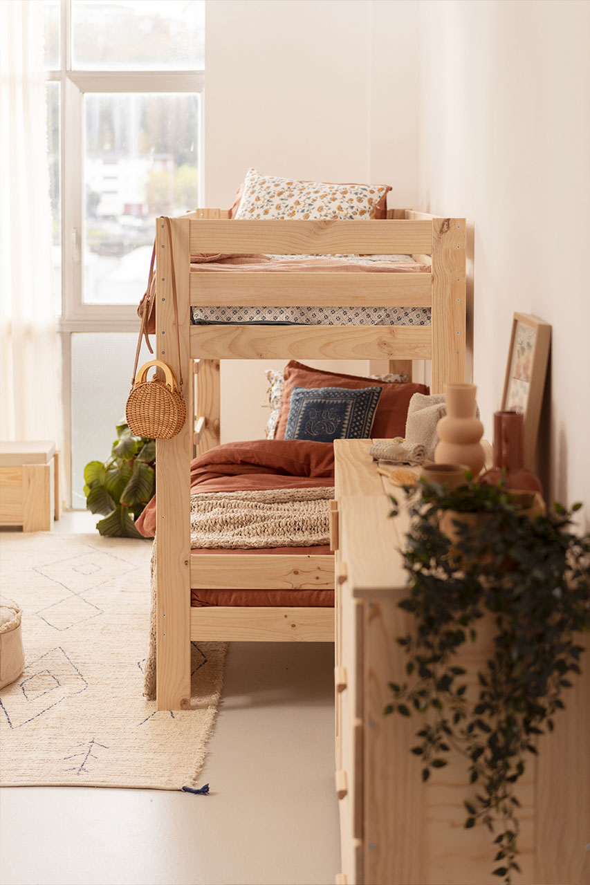 Imagen de ambiente 4 para:Litera de madera natural ecol&oacute;gica