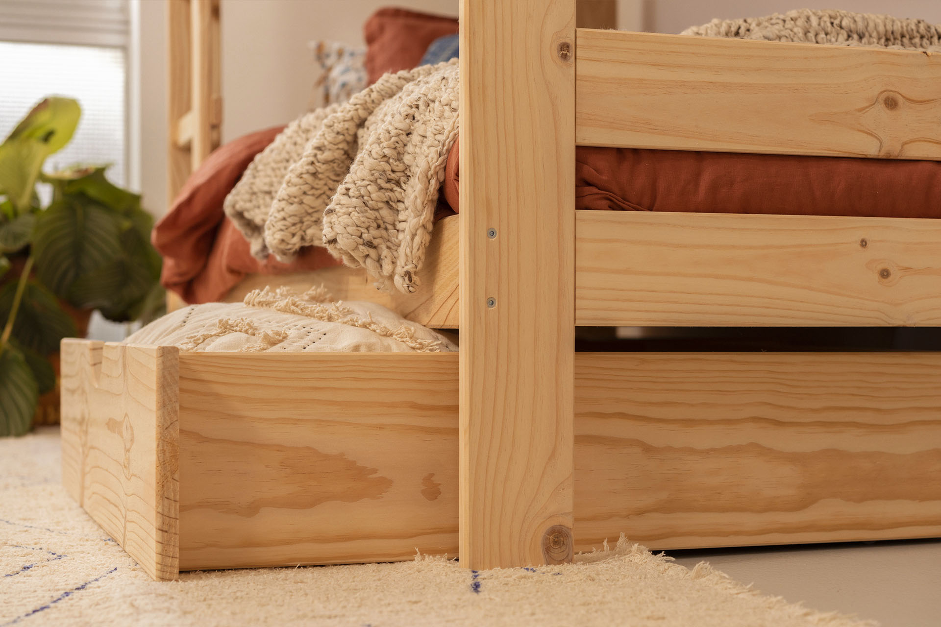 Imagen de ambiente 4 para:Litera infantil de madera natural