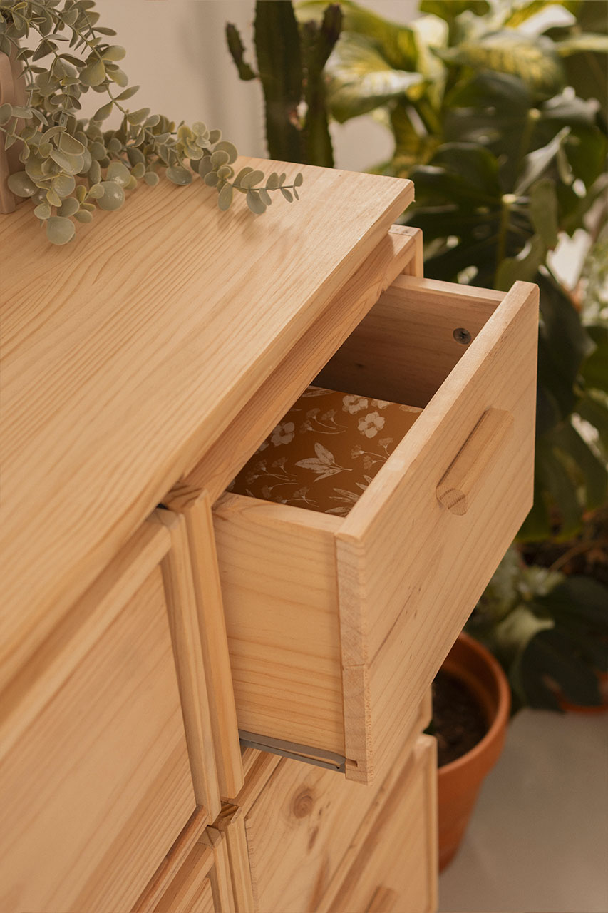 Imagen de ambiente 4 para:C&oacute;moda de madera ecol&oacute;gica