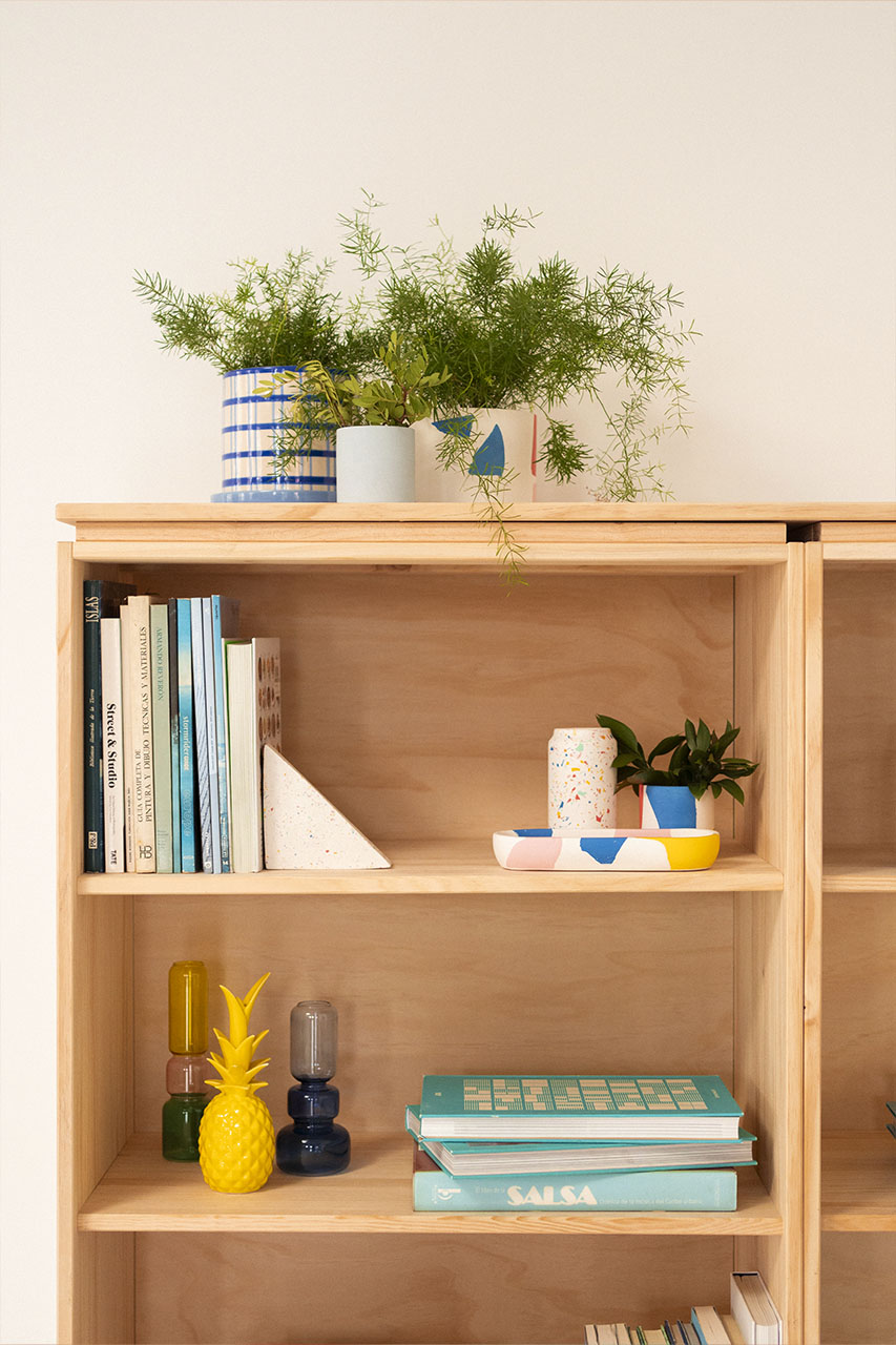 Imagen de ambiente 4 para:Estanter&iacute;a librer&iacute;a doble con cajones