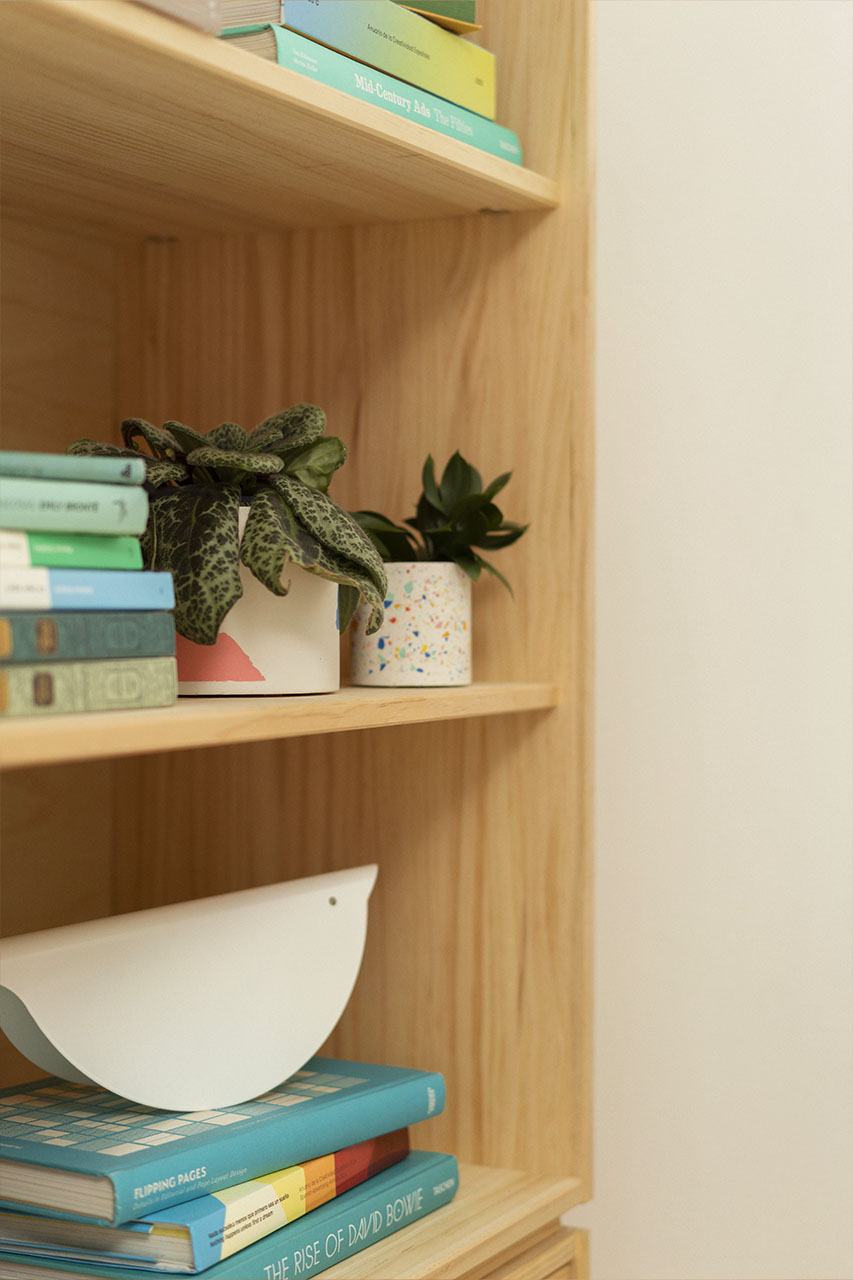 Imagen de ambiente 5 para:Estanter&iacute;a librer&iacute;a con cajones debajo