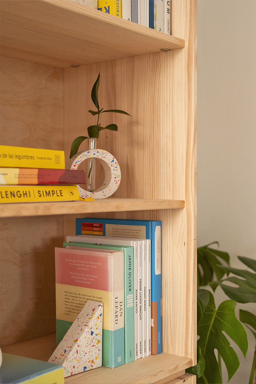 Imagen de ambiente 3 para:Estanter&iacute;a librer&iacute;a alta de madera ecol&oacute;gica