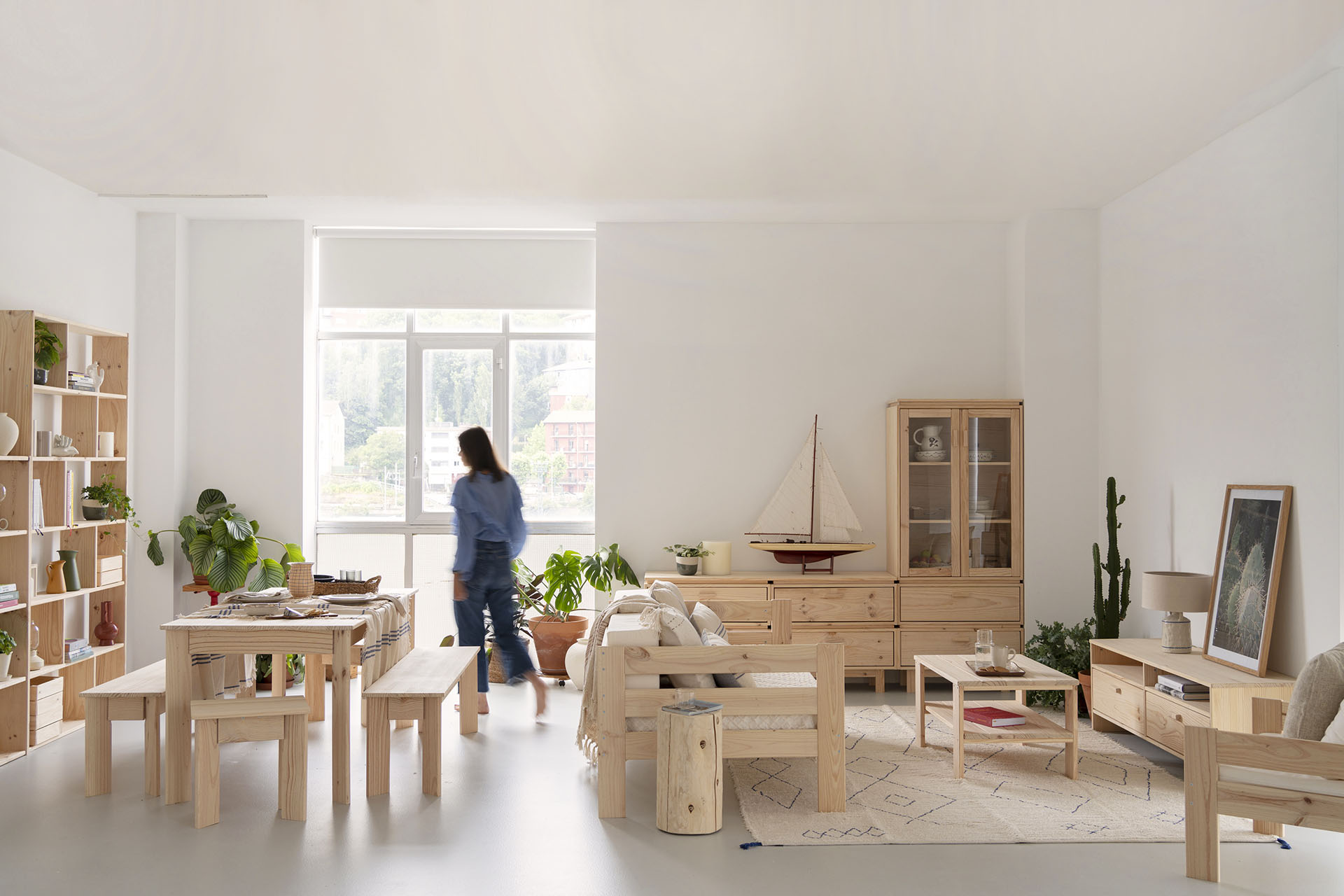 Imagen de ambiente 5 para:Cama sof&aacute; individual de madera natural