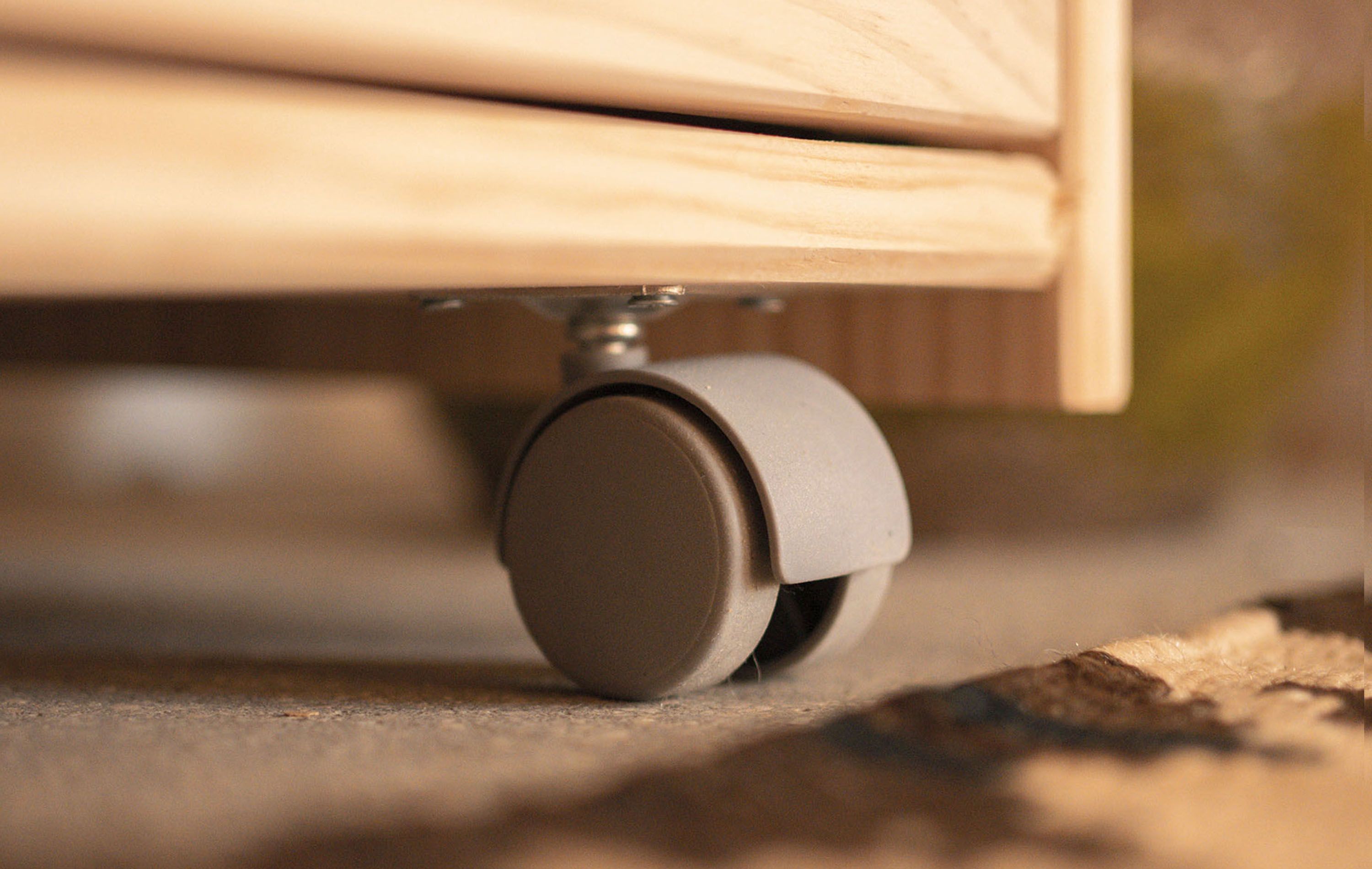 Imagen de ambiente 6 para:Mueble para tv de madera con ruedas
